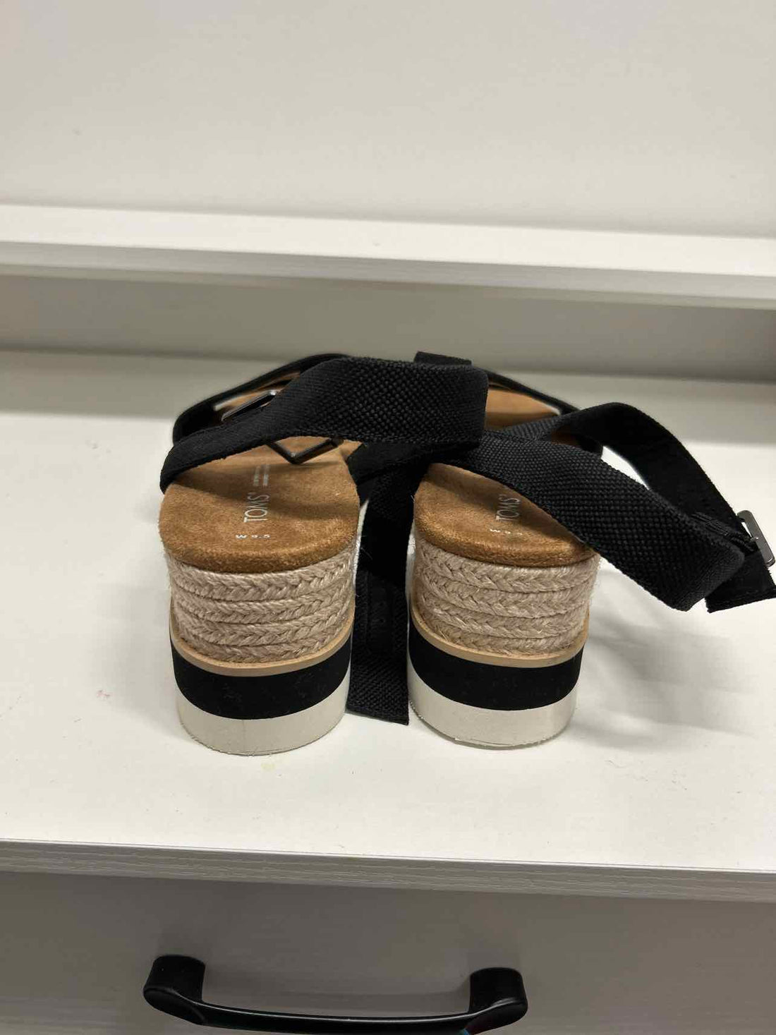 Toms Women Size 9.5 Black Sandals