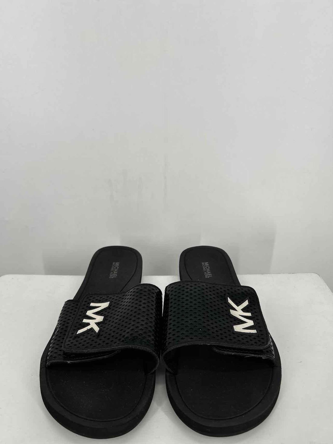 Michael Kors Women Size 10 Black Slides