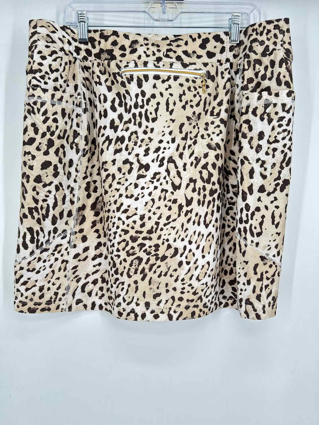 Zenergy by Chicos Size 3 (16) Leopard Active Skorts