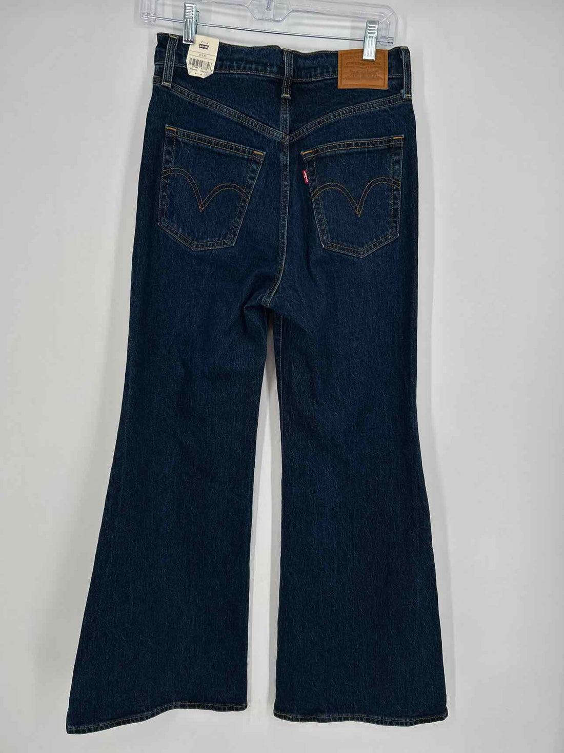 Levis Size 27 Dark Wash Denim NWT Jeans