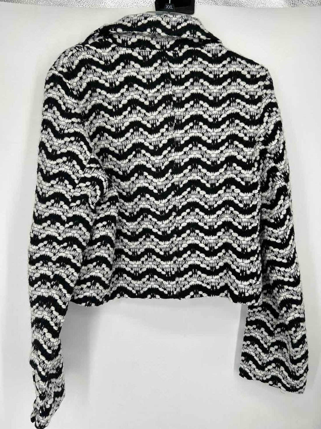 POL Size L Black & White Blazer