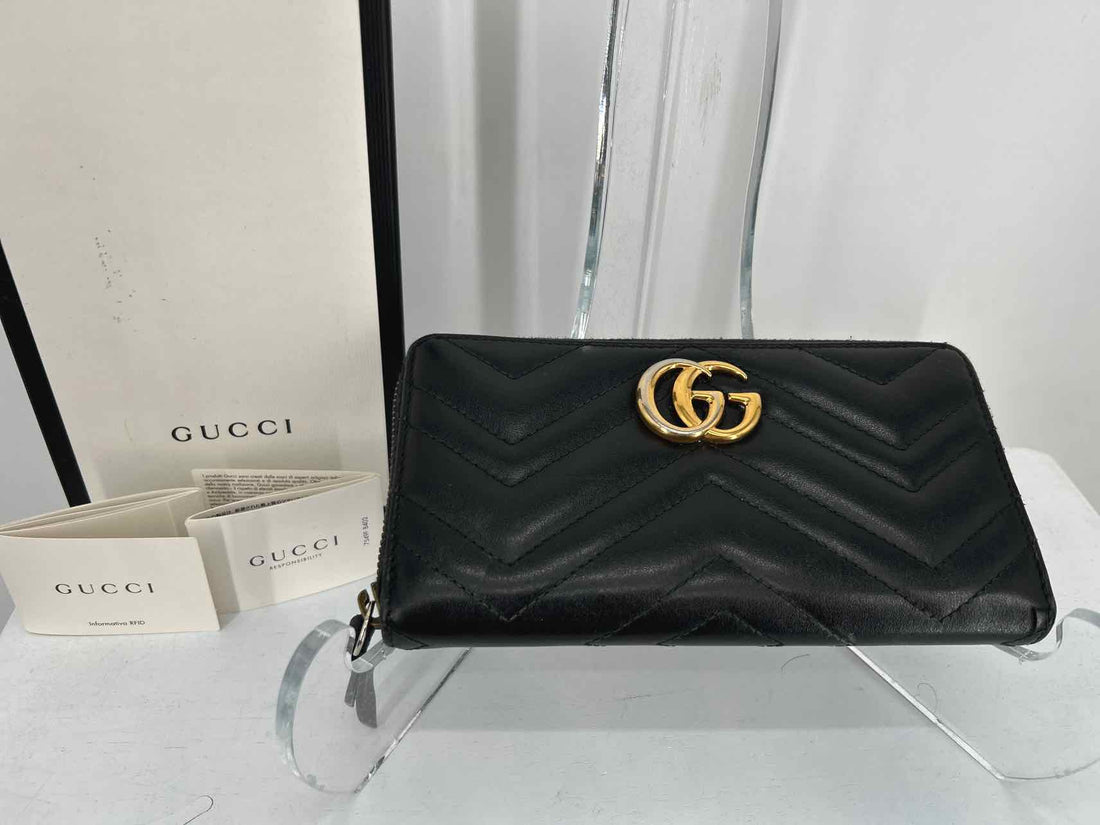 Gucci Black Calfskin Pre Owned LUXURY