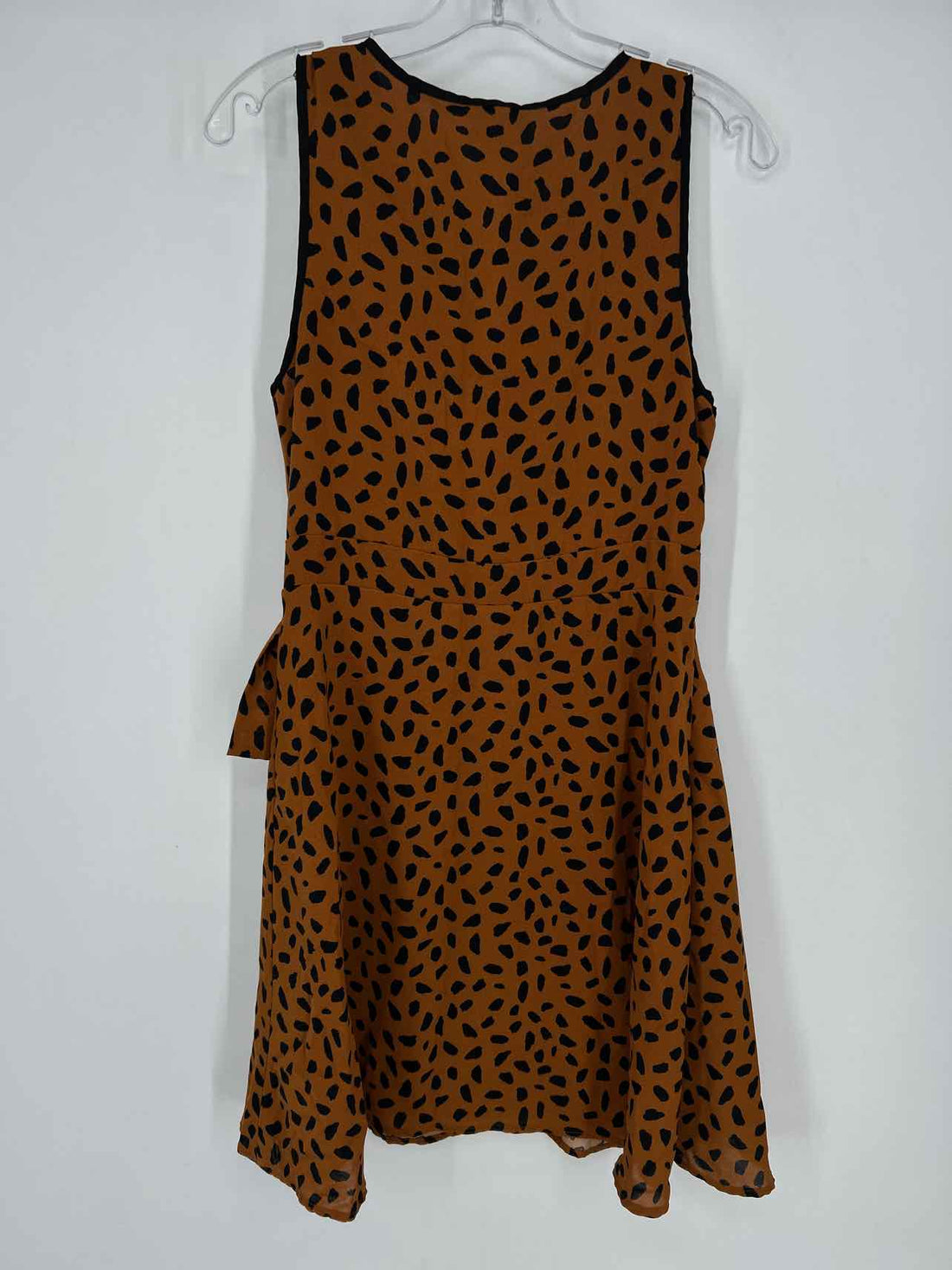 Everly Size L Cheetah Sleeveless Dress