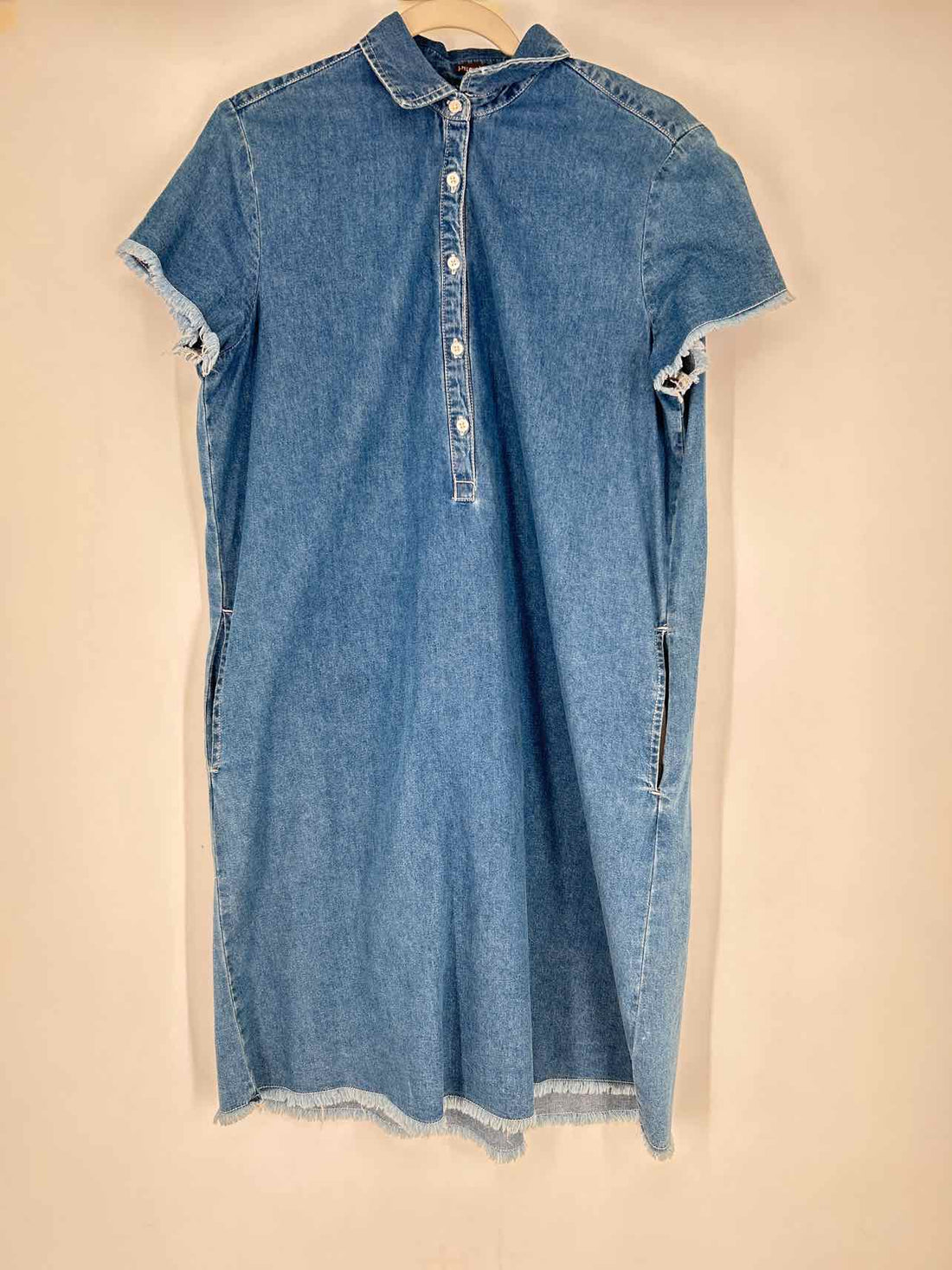 J McLaughlin Size M Chambray Dress