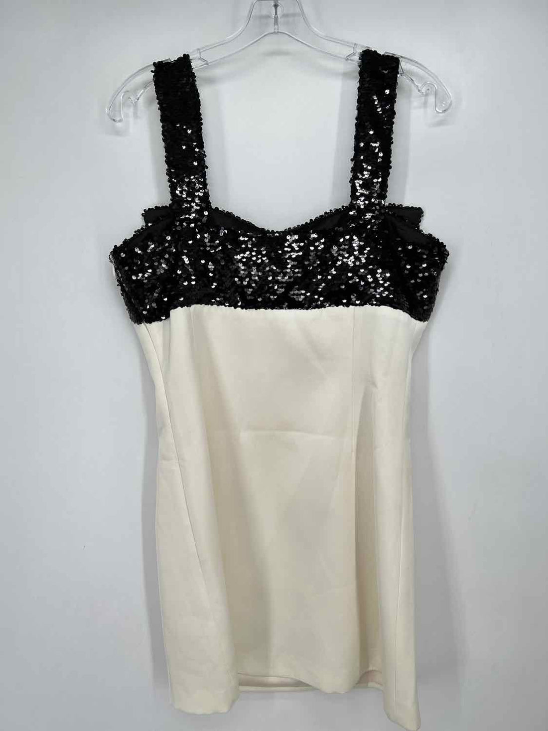 Endless Rose M White & Black Holiday