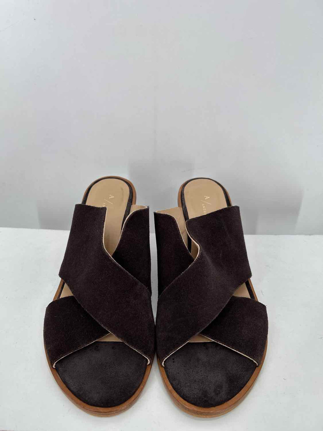 Anthropologie Women Size 38 Dark Brown Sandals
