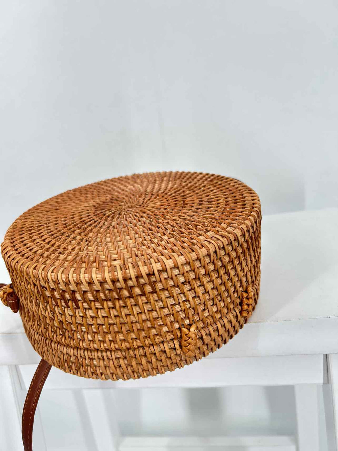 No Brand Name Tan Wicker NWT Crossbody