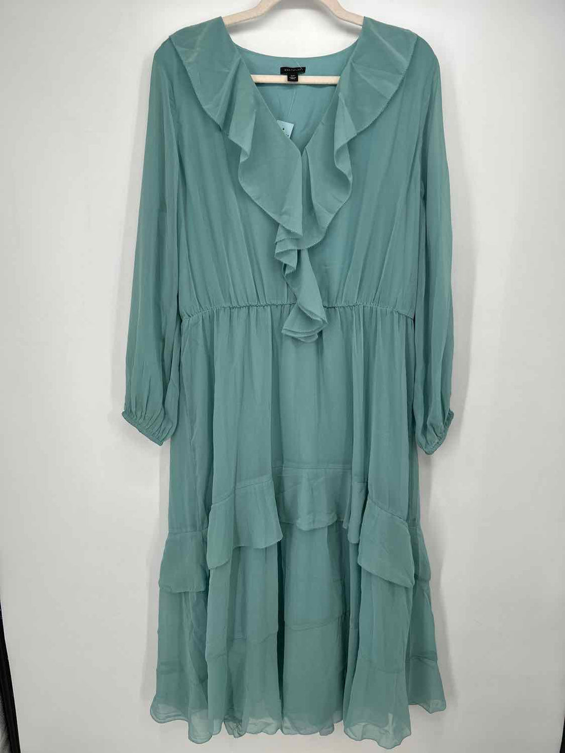 Ann Taylor Size XLP Turquoise NWT Dress