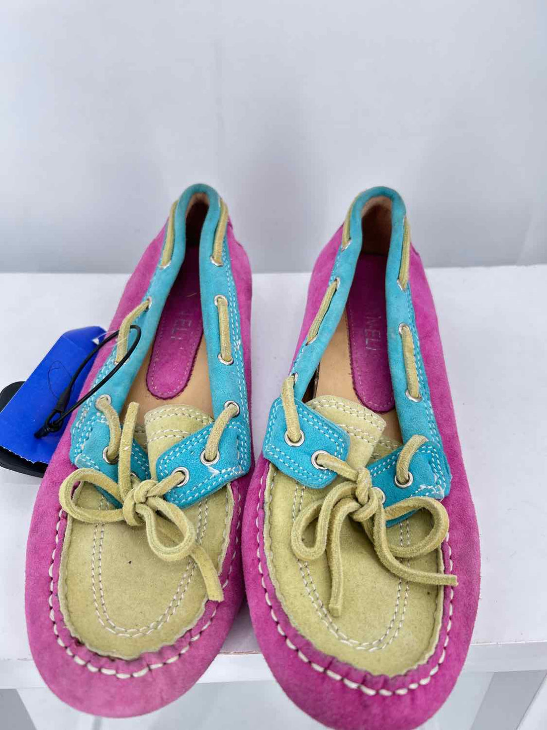 Vaneli Women Size 6 Magenta Colorblock Loafers
