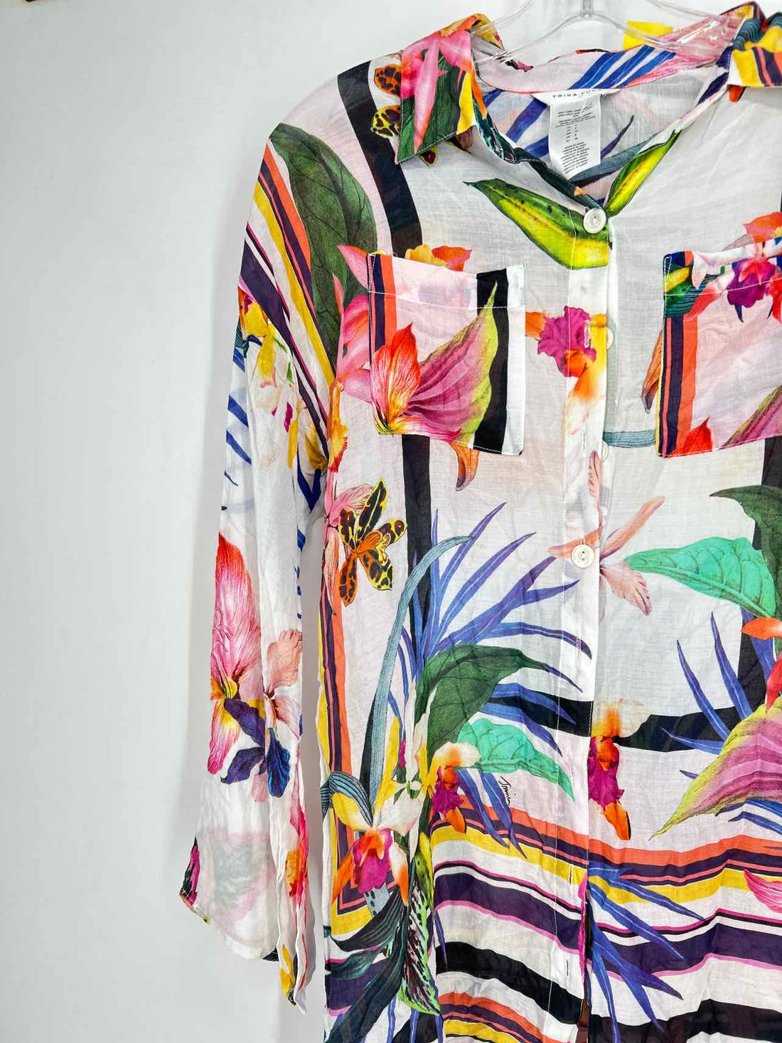 Trina Turk Size S White Floral Rayon Coverup