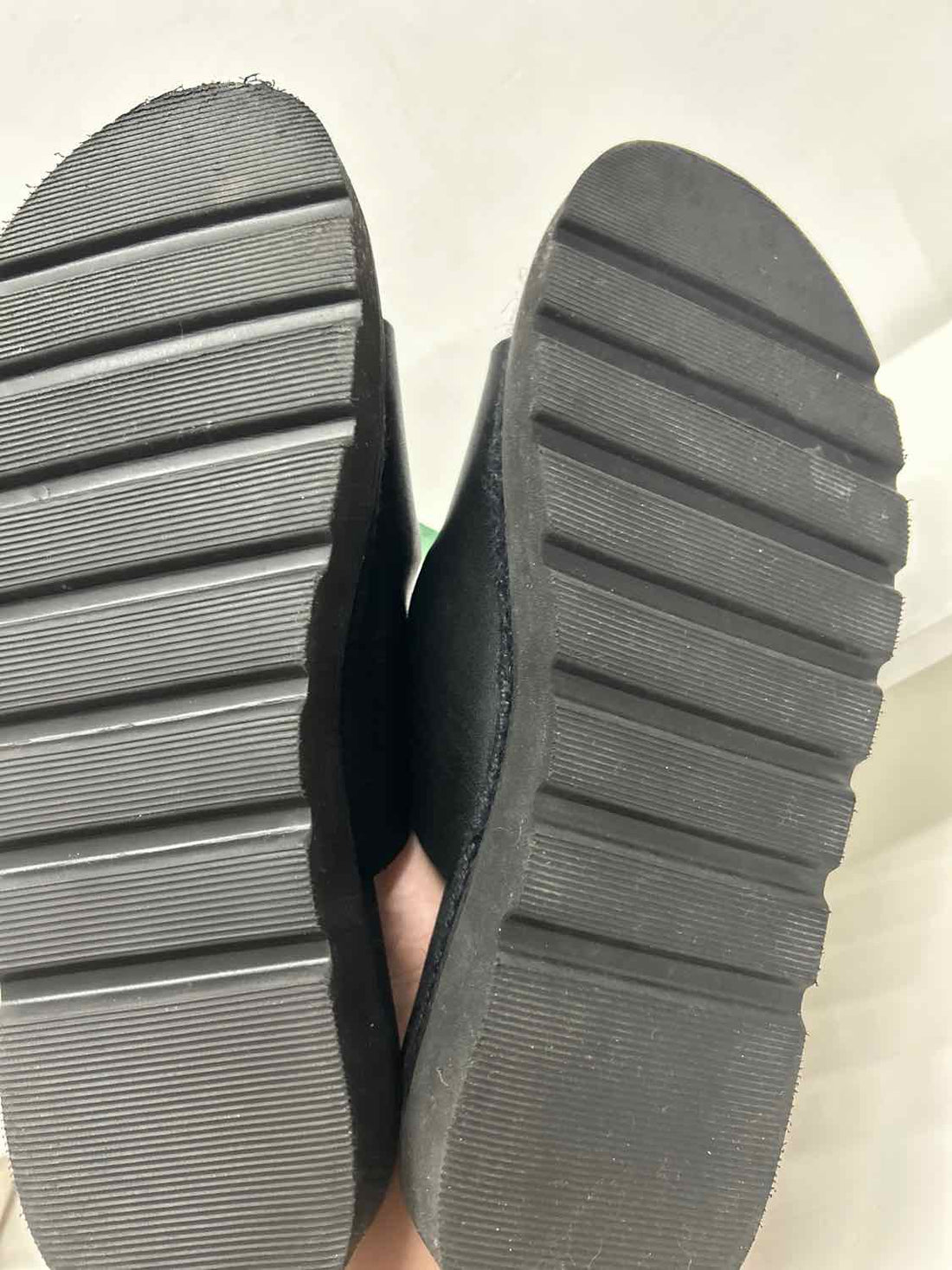 Madden Girl Women Size 9 Black Sandals