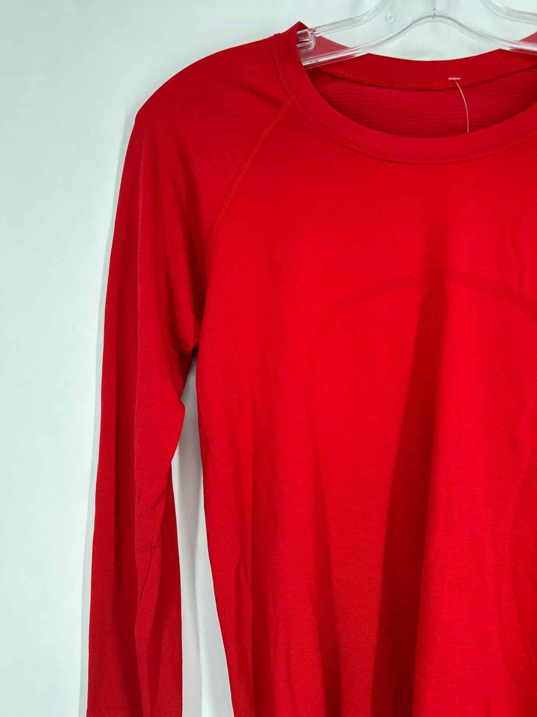 Lululemon Size 8 Red Long Sleeve Active Tops