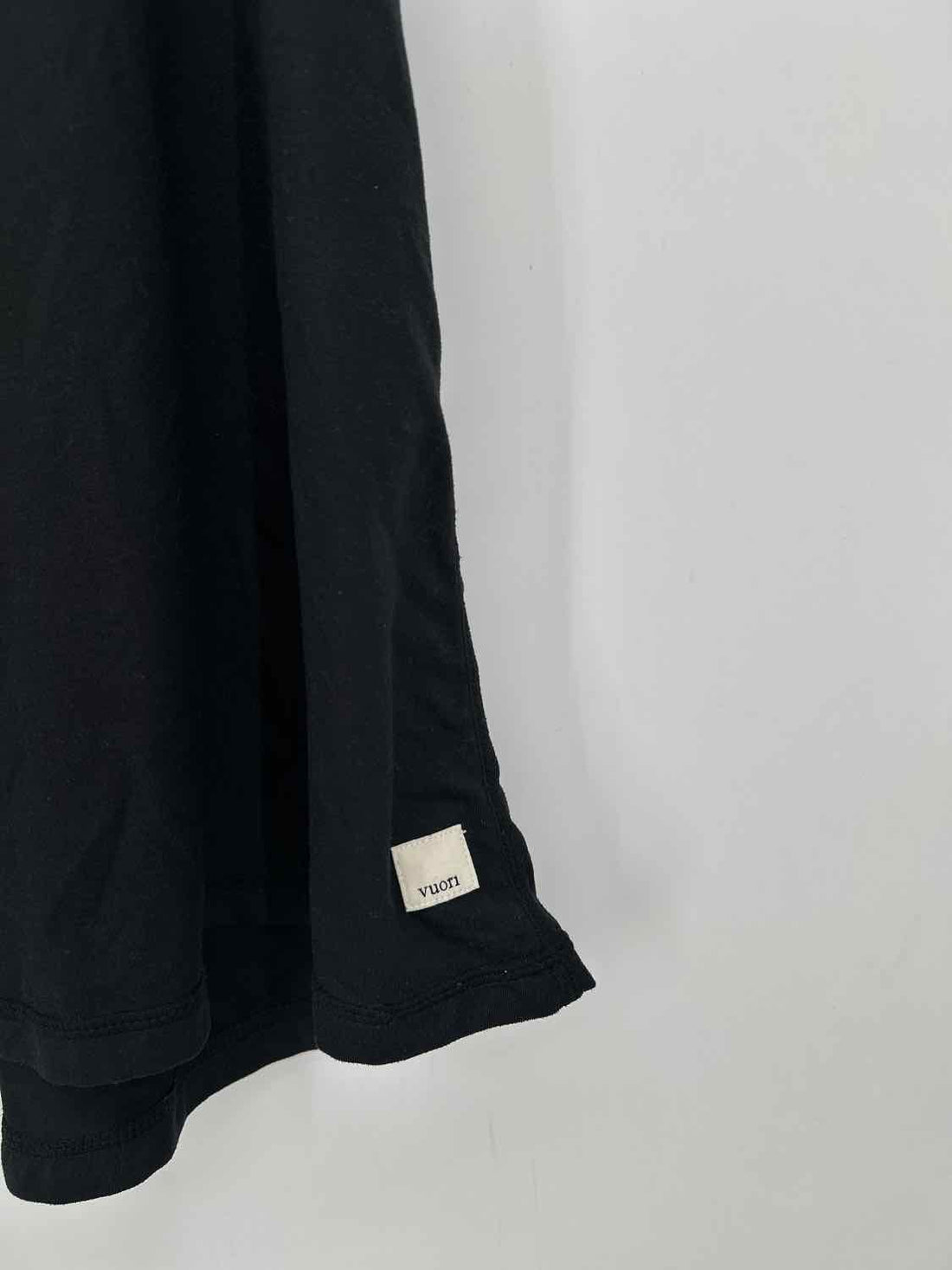 Vuori Size XS Black Sleeveless Active Tops