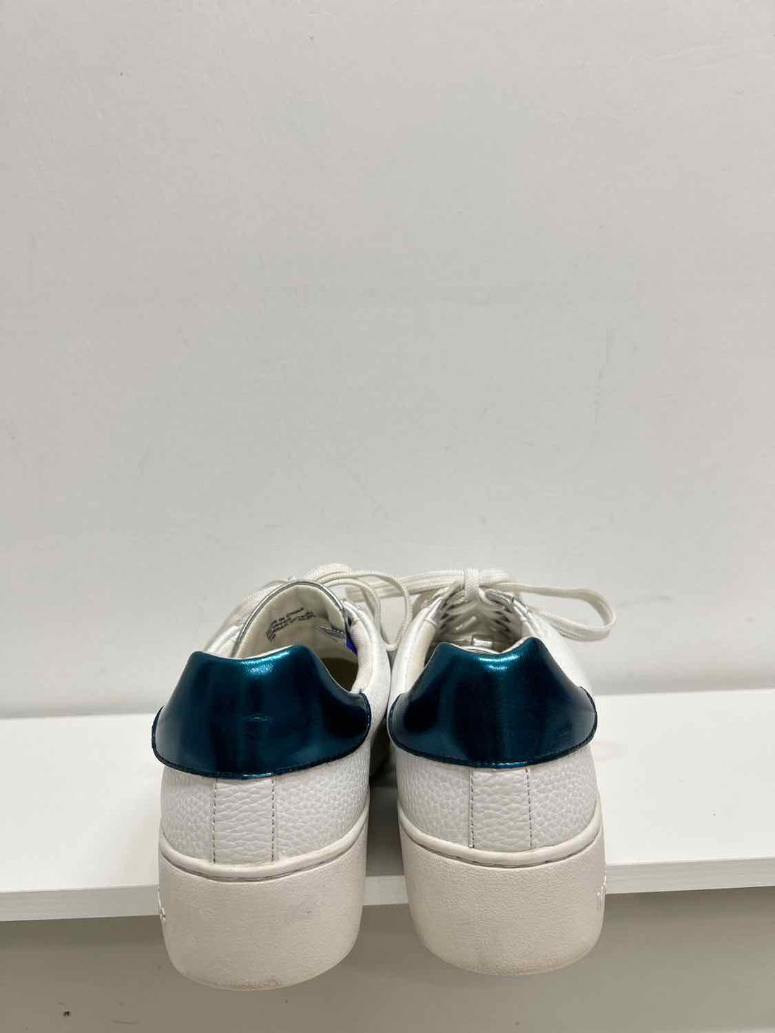 Michael Kors Women Size 7 White & Blue Sneakers