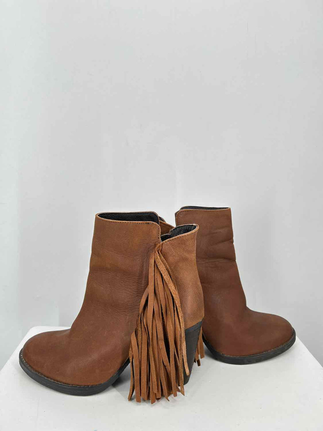 Steve Madden Woodstock Women Size 7 Brown Ankle Boot