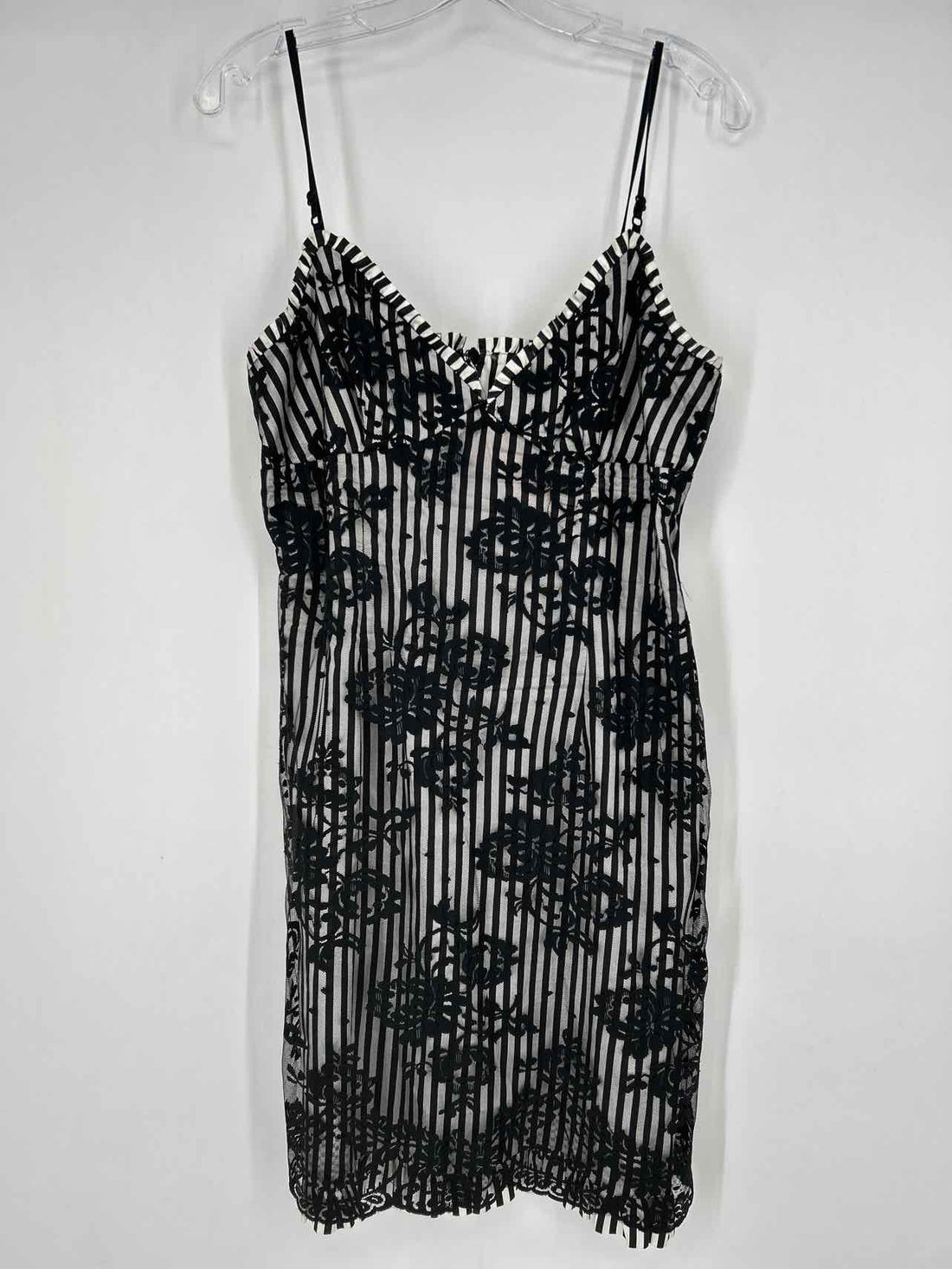 Muse Size 10 Black & White Striped Lace Sleeveless Dress