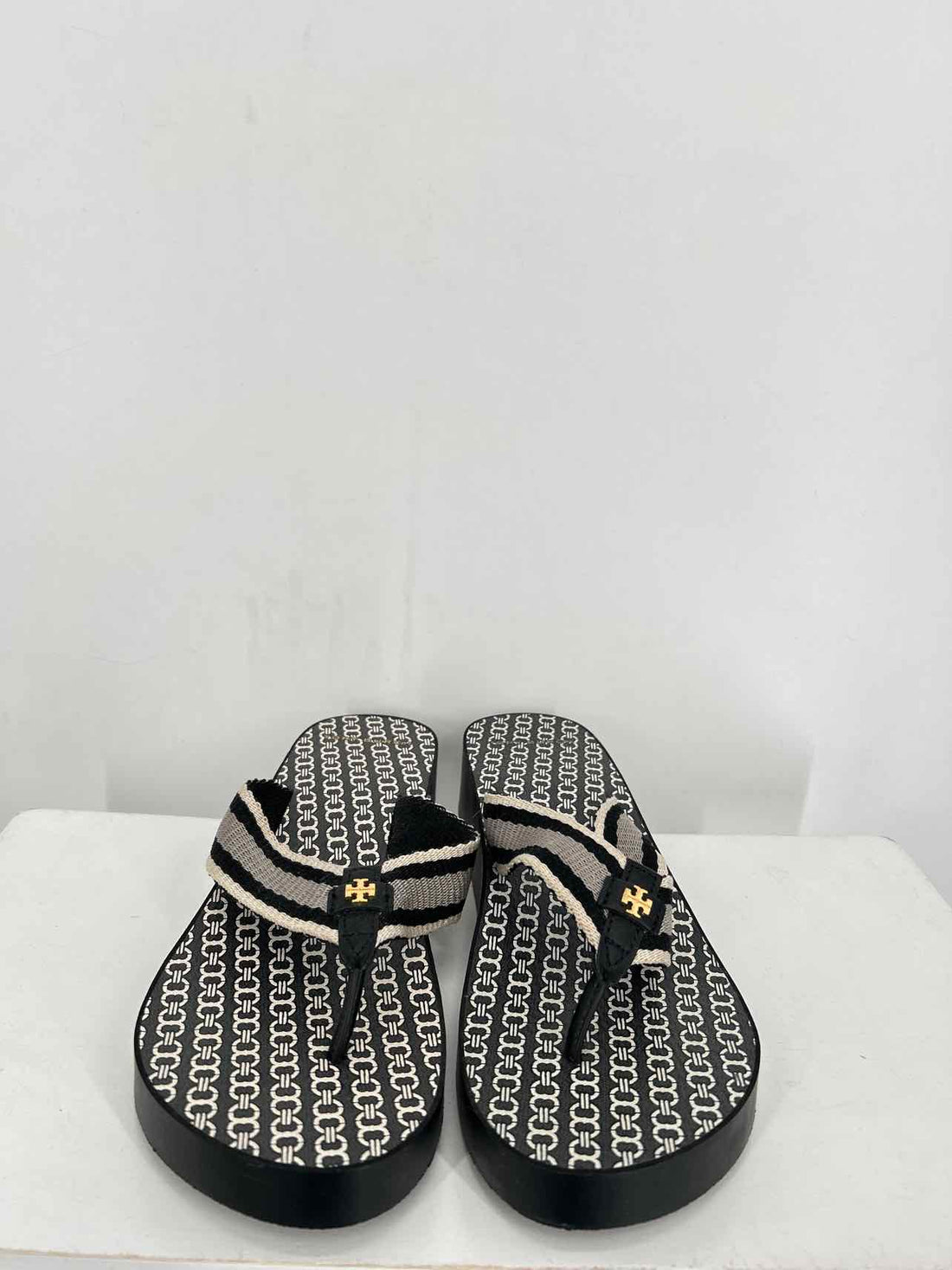 Tory Burch Women Size 8.5 Black & White Flip Flops