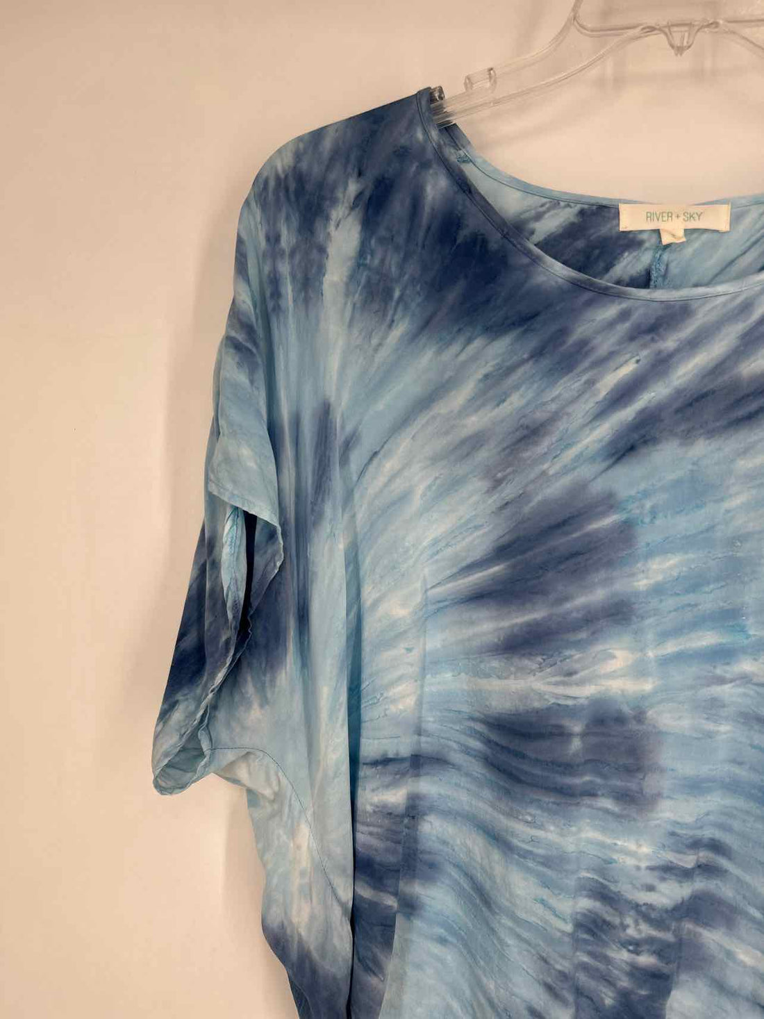 River + Sky Size S Blue Tie Dye Short Sleeve