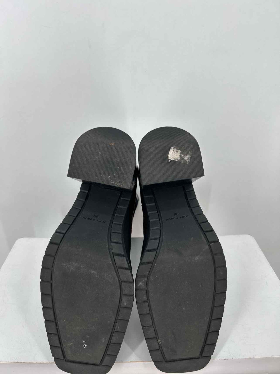 Tory Burch Women Size 9 Black Chelsea Boot