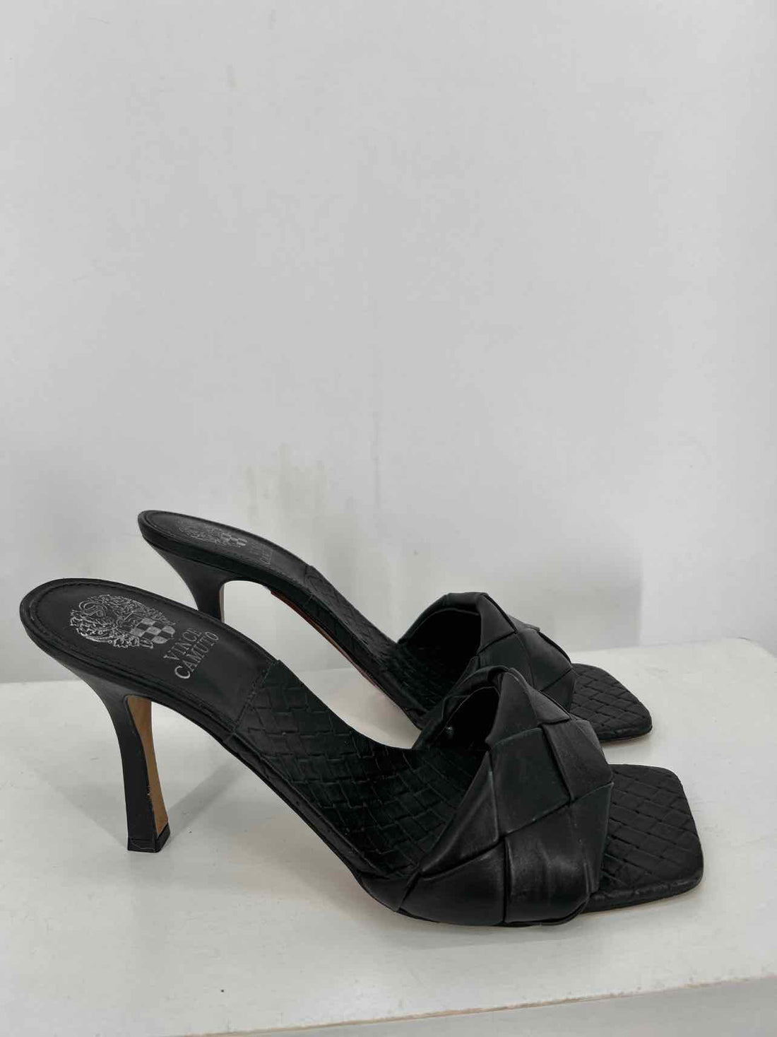 Vince Camuto Women Size 9.5 Black Heels