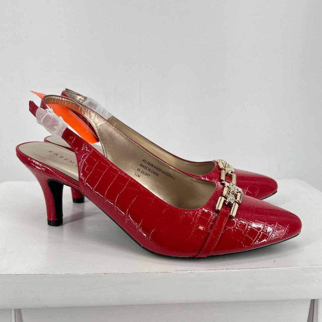 Karen Scott Women Size 11 Red NWT Heels