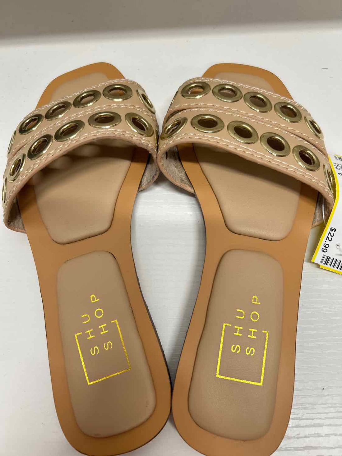 Shu Shop Women Size 6 Beige Sandals