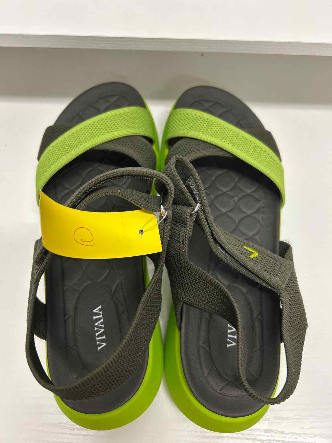 Vivaia Women Size 11 Olive & Light Green New Sandals