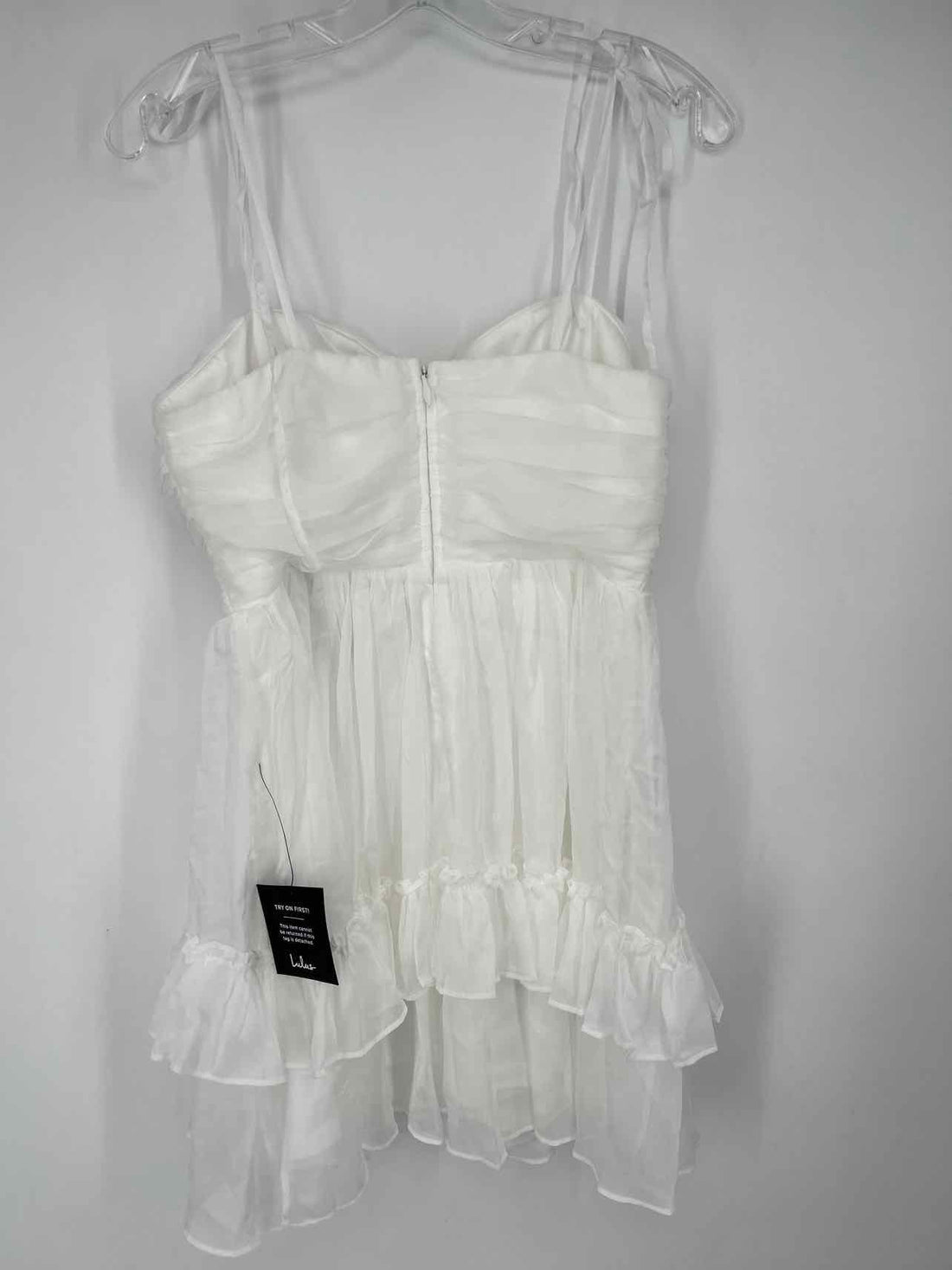 Lulus Size M White NWT Dress