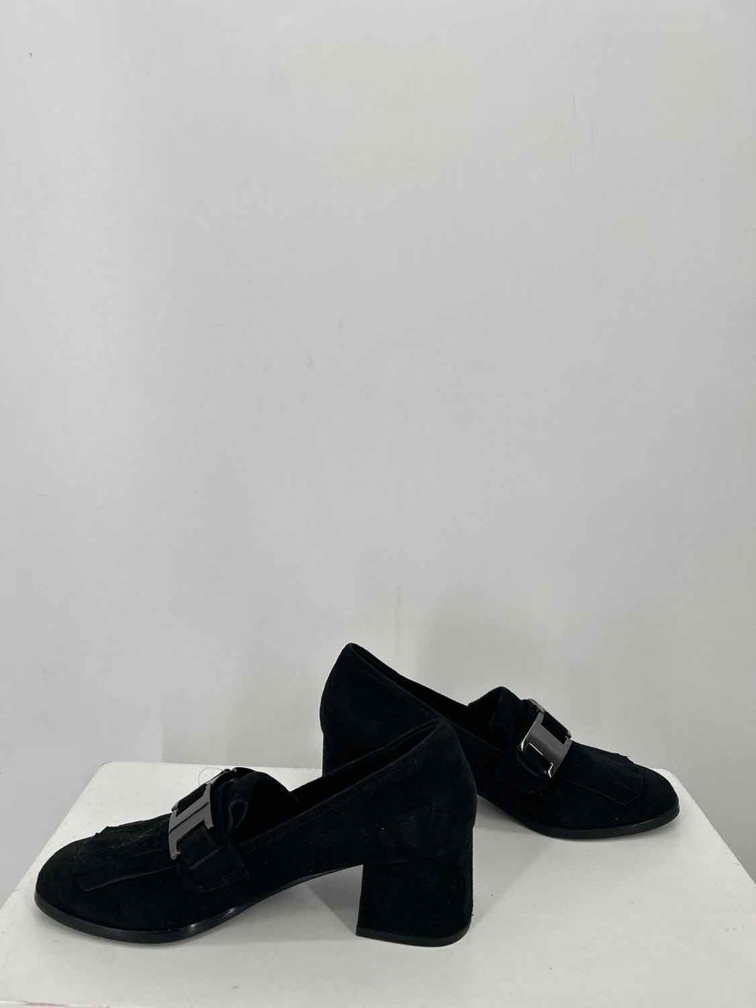 Vaneli Women Size 6.5 Black Loafers