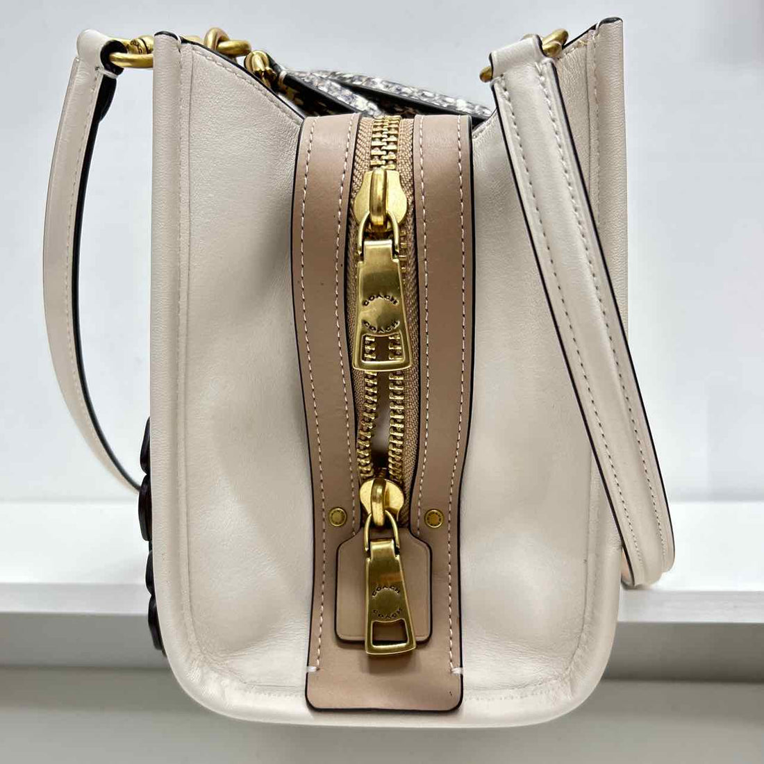 Coach 1941 Colorblock Genuine Leather Excellent Condition LUXURY