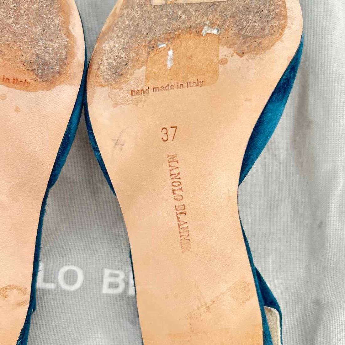 Manolo Blahnik Women Size 37 Blue Suede LUXURY