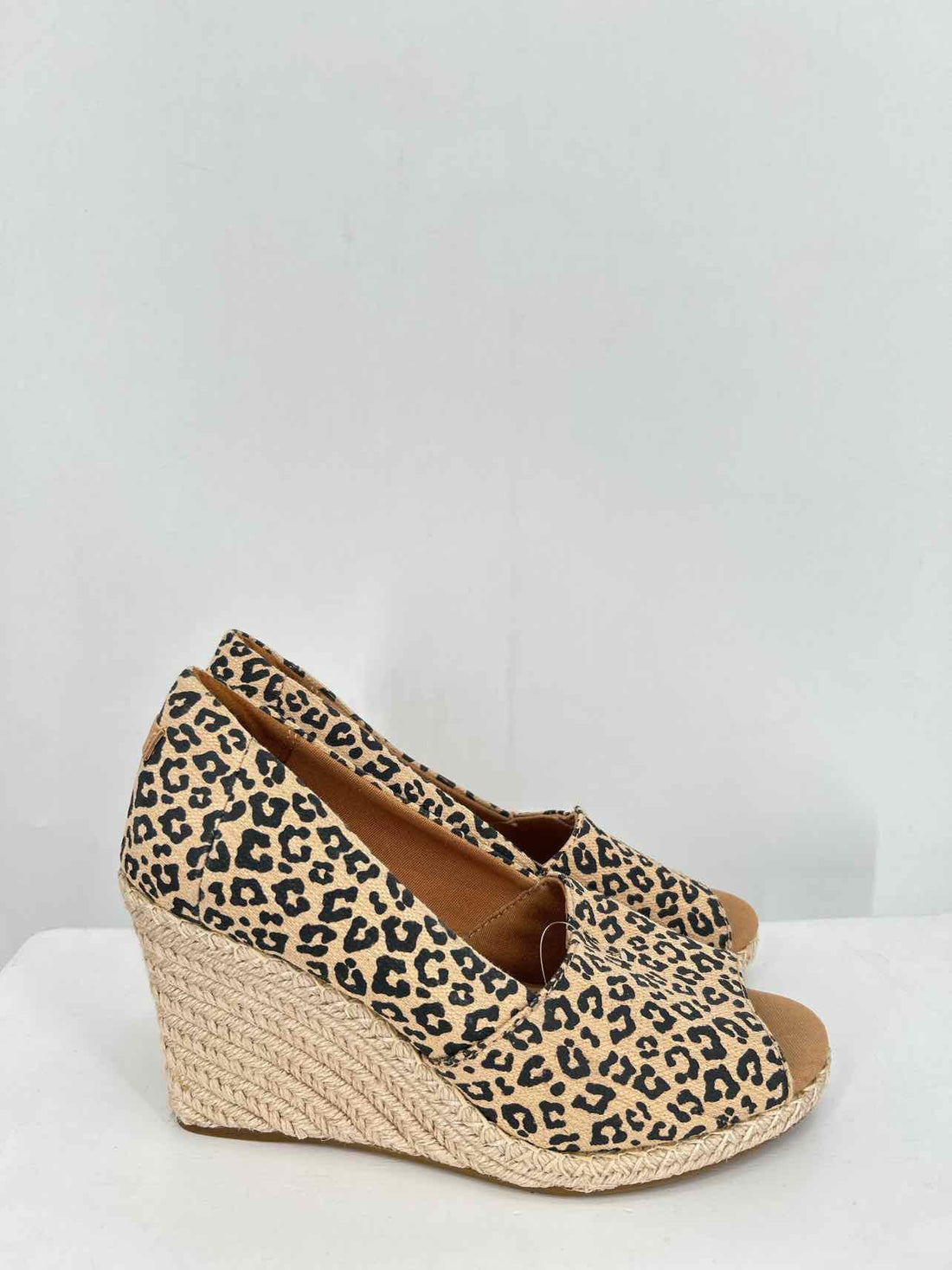 Toms Women Size 7 Cheetah Espadrilles Wedges