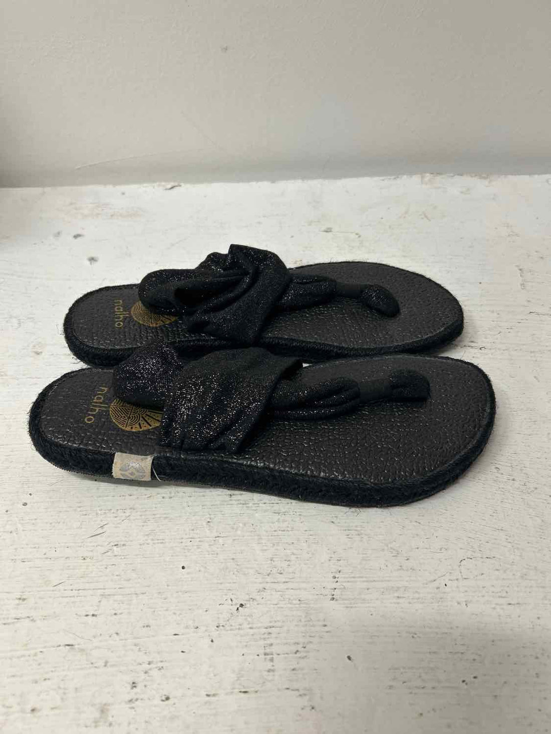 Nalho Women Size 8 Black Shimmer Sandals