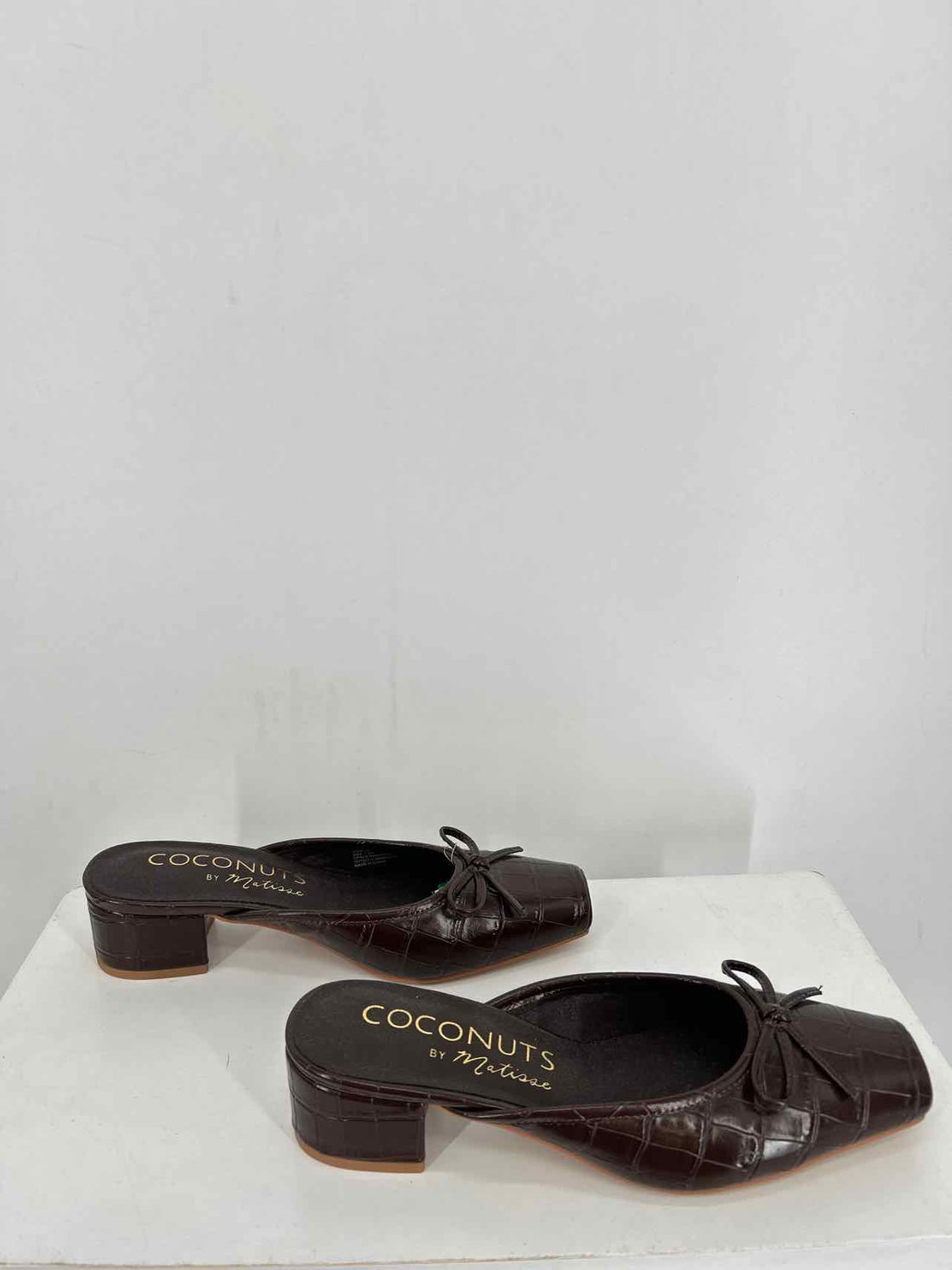 Coconuts By Matisse Women Size 7.5 Dark Brown Like New Mules