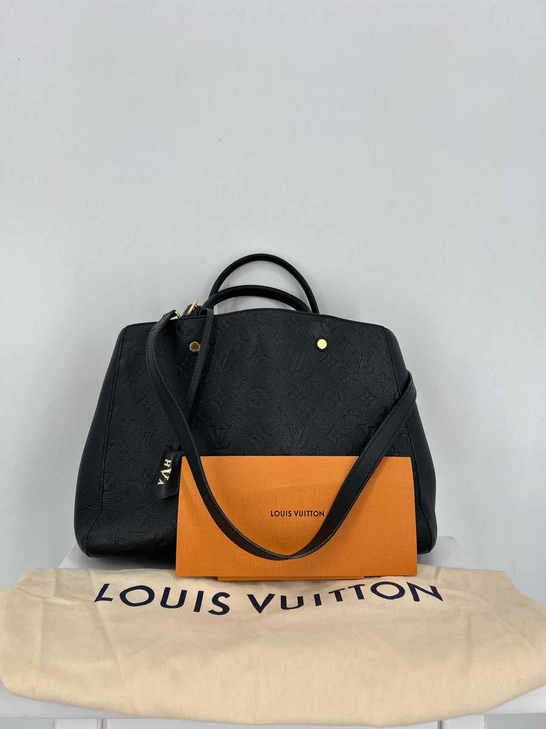 Louis Vuitton Black Leather Good LUXURY