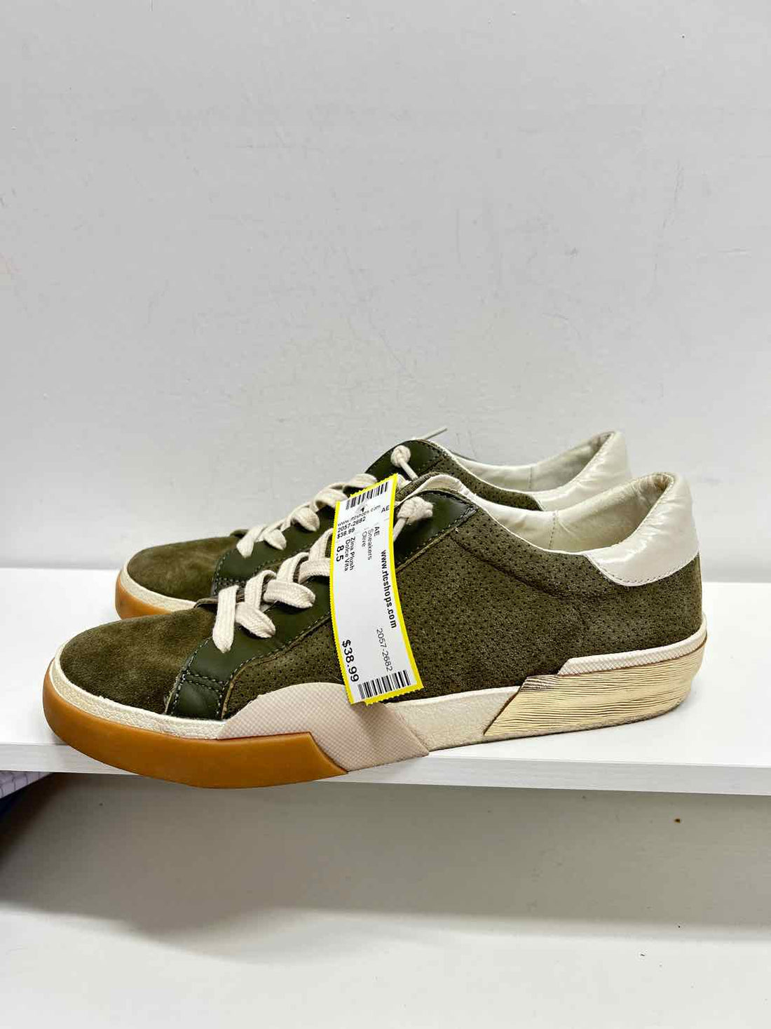 Dolce Vita Women Size 8.5 Olive Sneakers