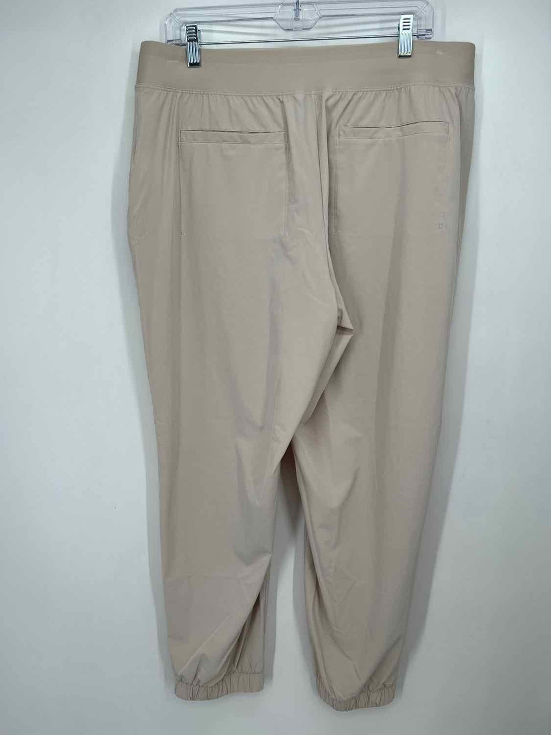 Athleta Size 14 Khaki Active Pants