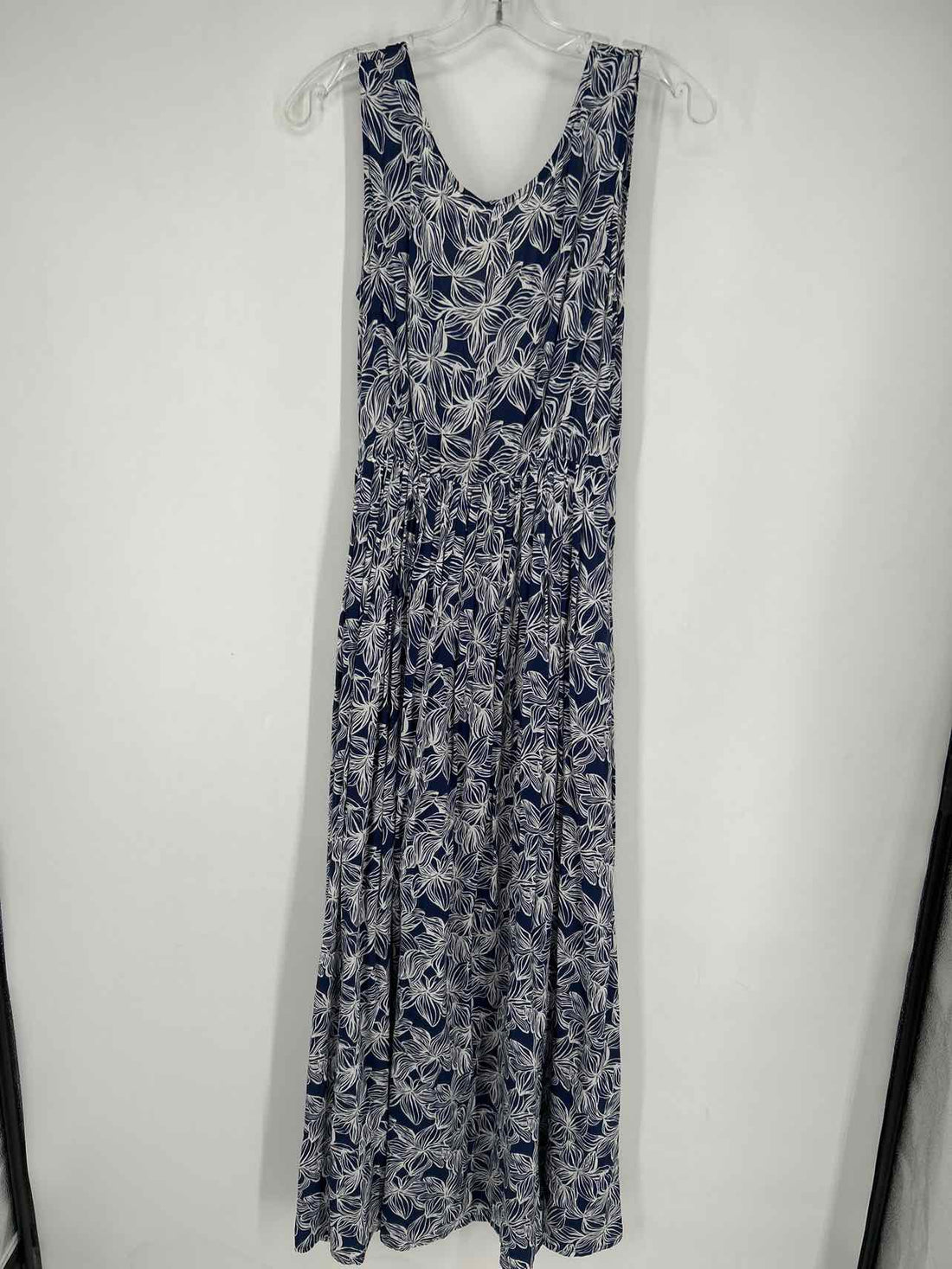 Vineyard Vines Size 6 Navy & White Sleeveless Maxi