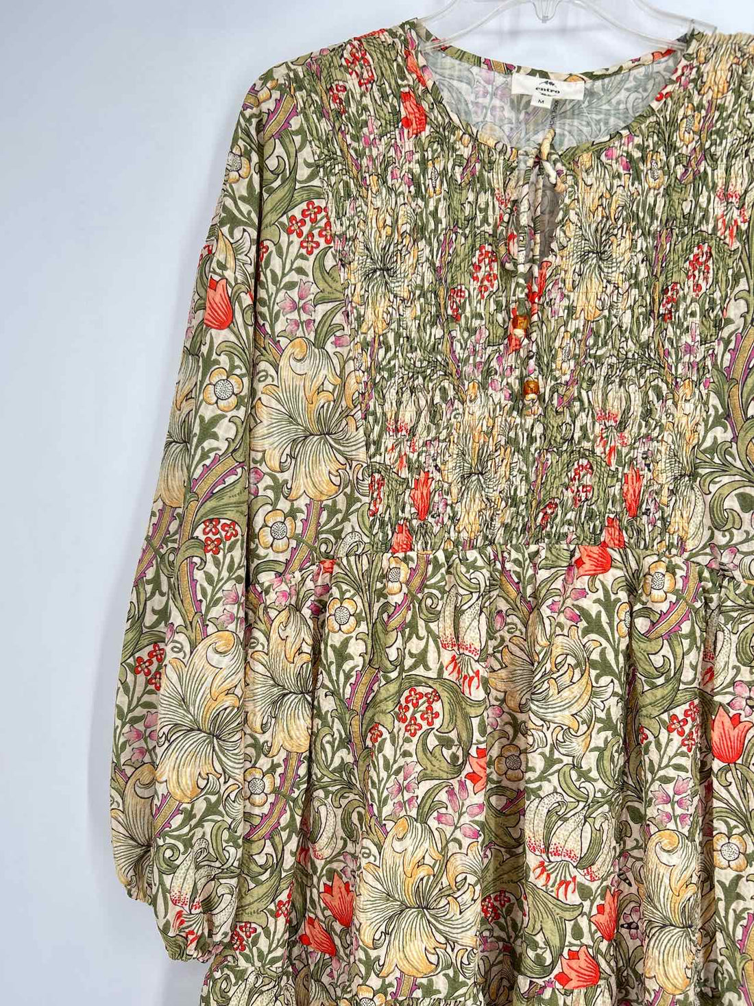Entro Size M Cream & Olive Floral Dress