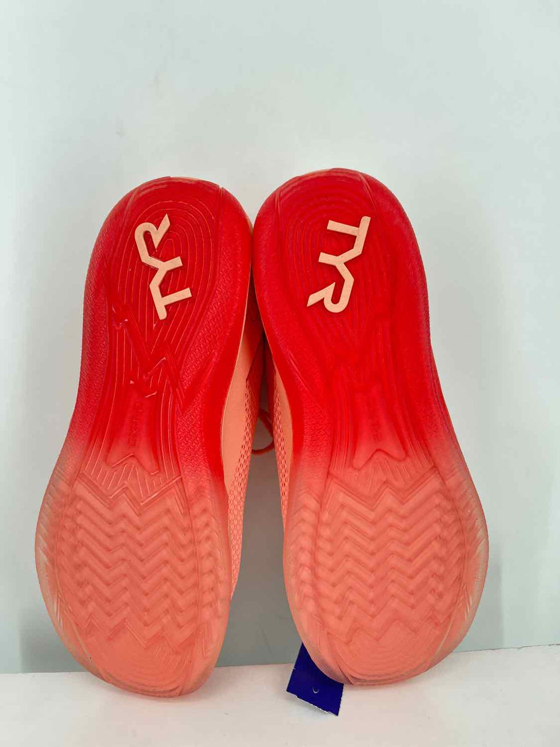 TYR Women Size 10 Pink & Red Sneakers