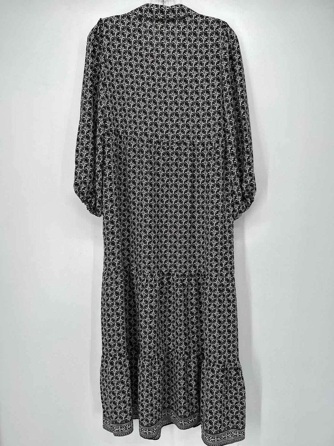 Max Studio Size XS Black & White Print NWT Dress