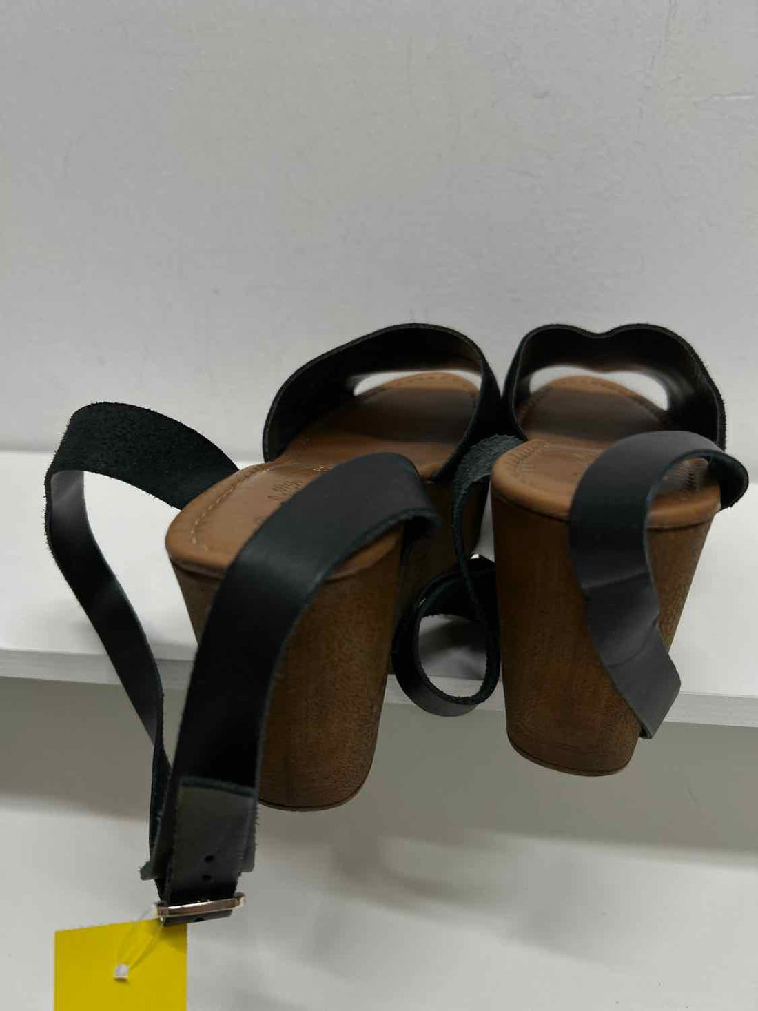 Seychelles Women Size 7.5 Black Wedges