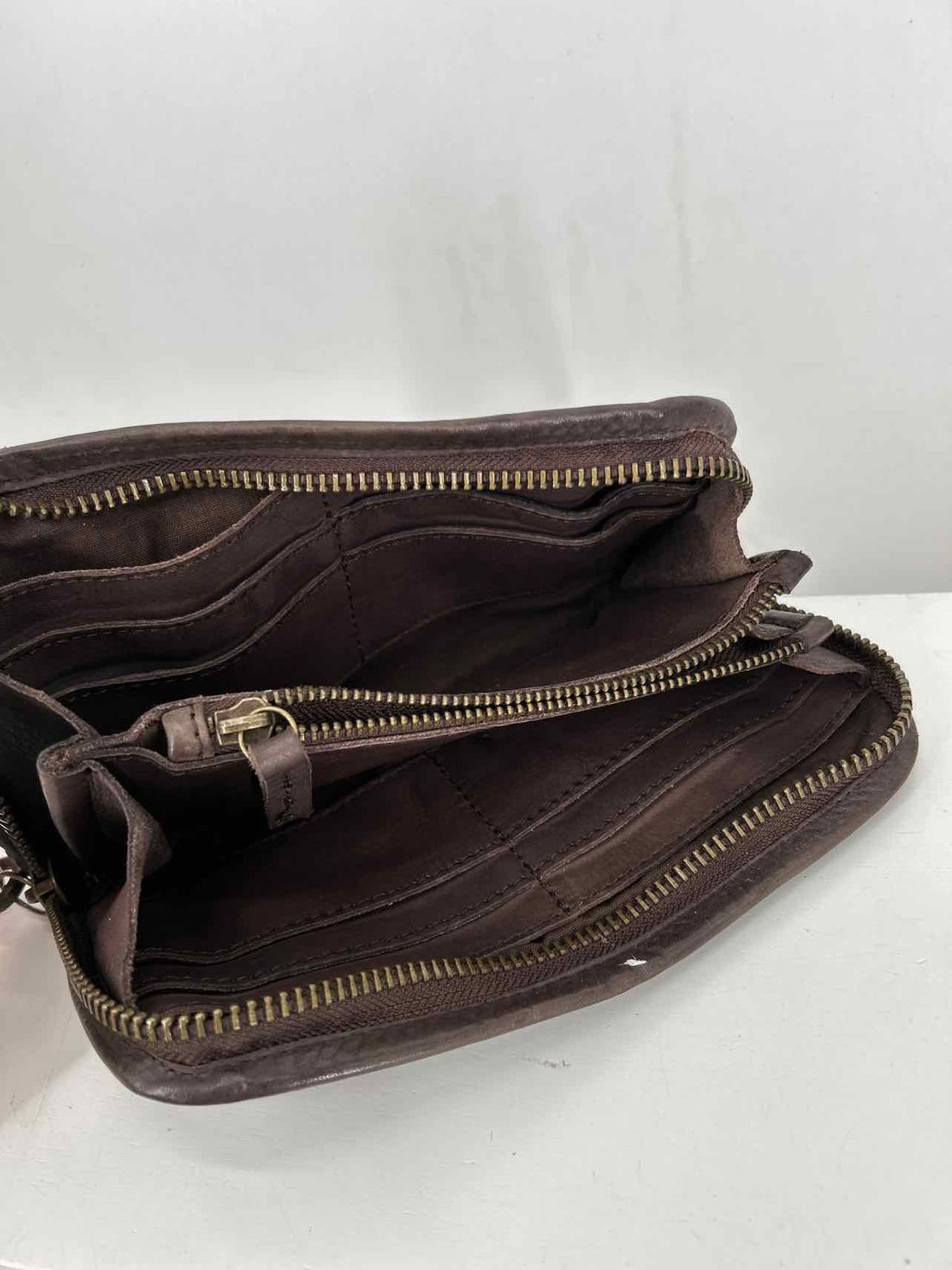 Platania Dark Brown Leather Pre Owned Clutch