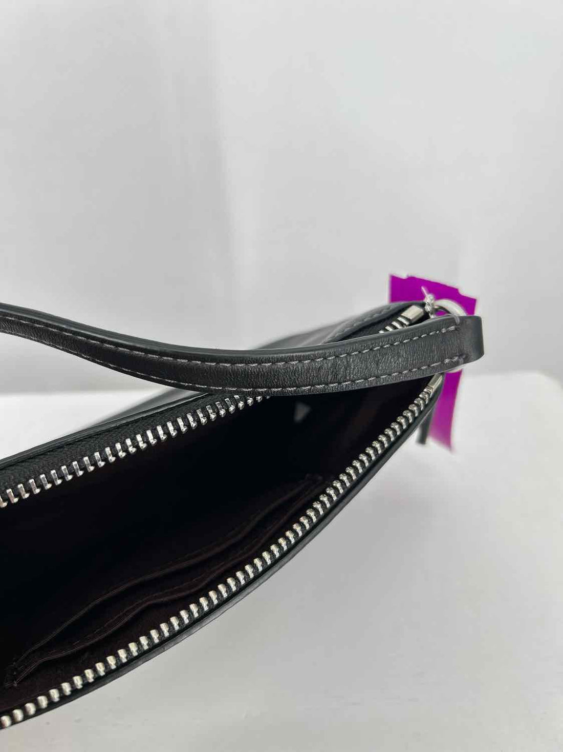 Coach Black Leather Excellent Condition Purse