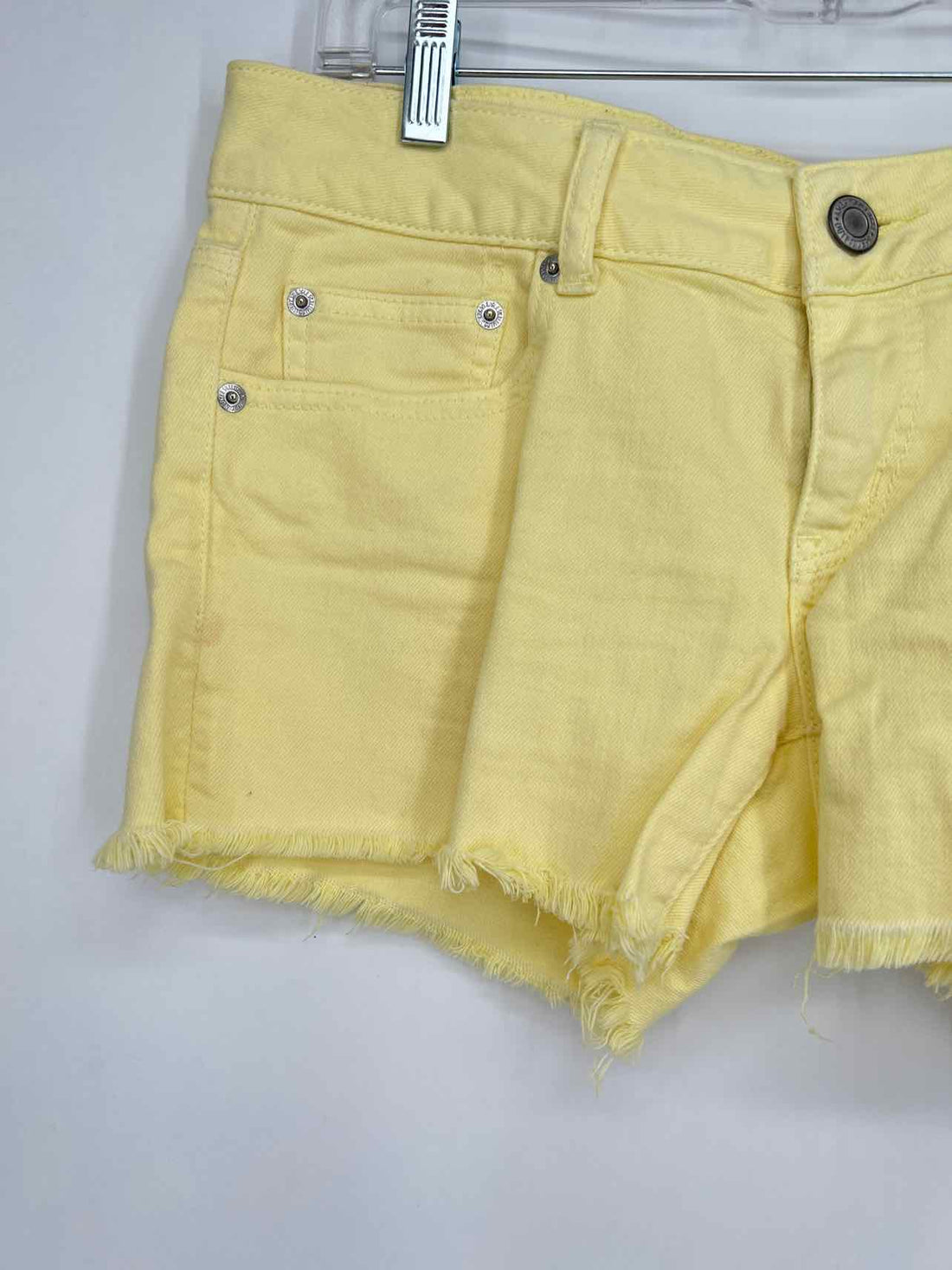 American Eagle Size 8 Yellow Shorts