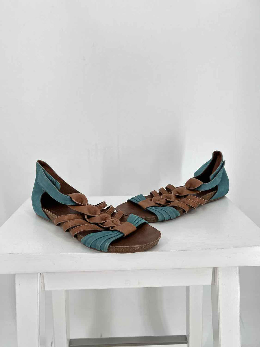 Naya Women Size 9N Blue Sandals