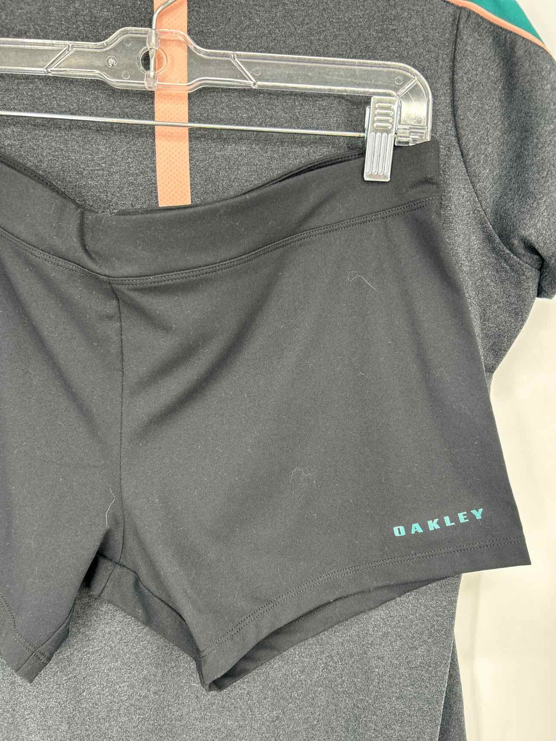 Oakley Size L Dark Gray NWT Active Dresses