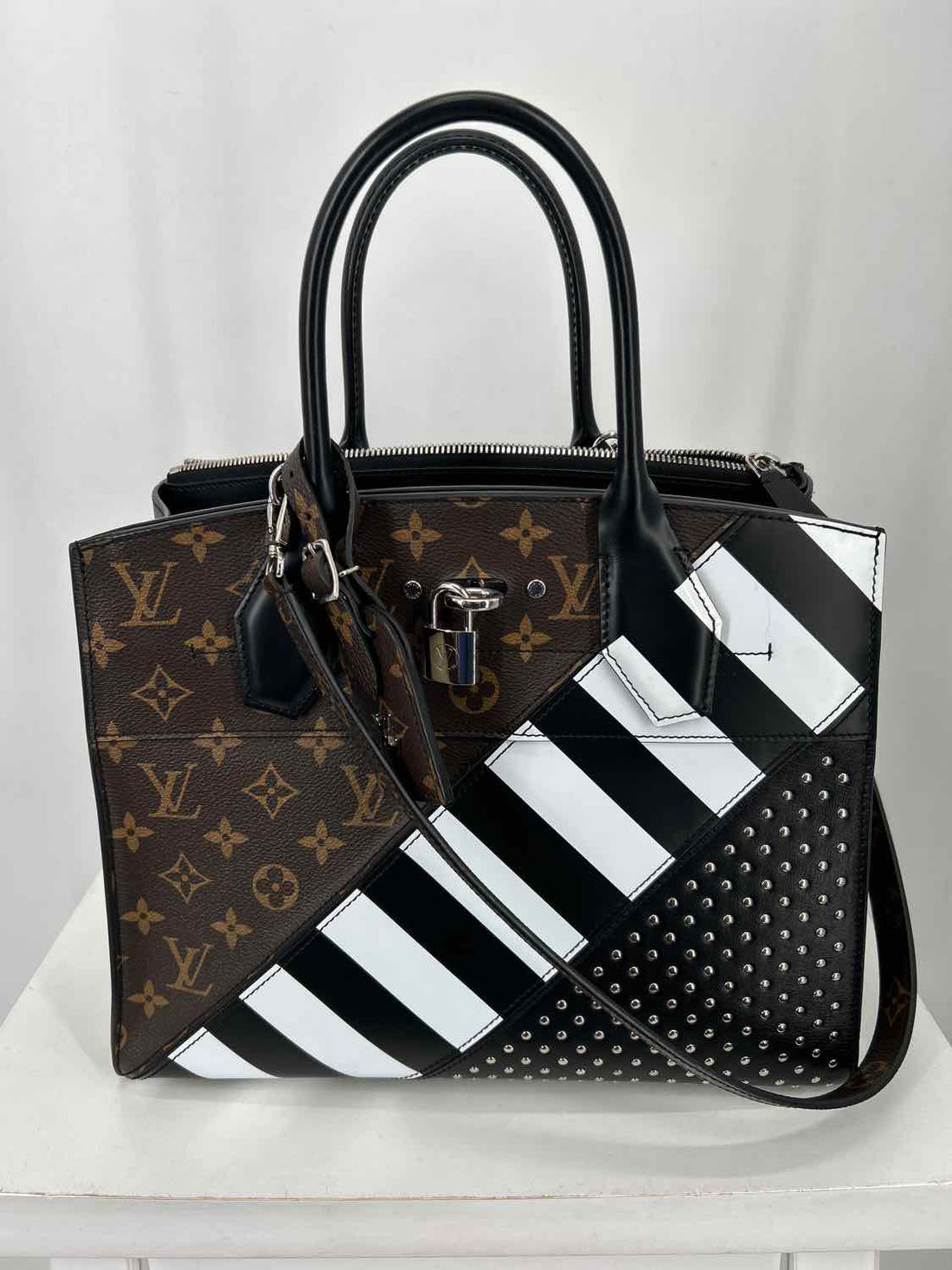 Louis Vuitton City Steamer LUXURY