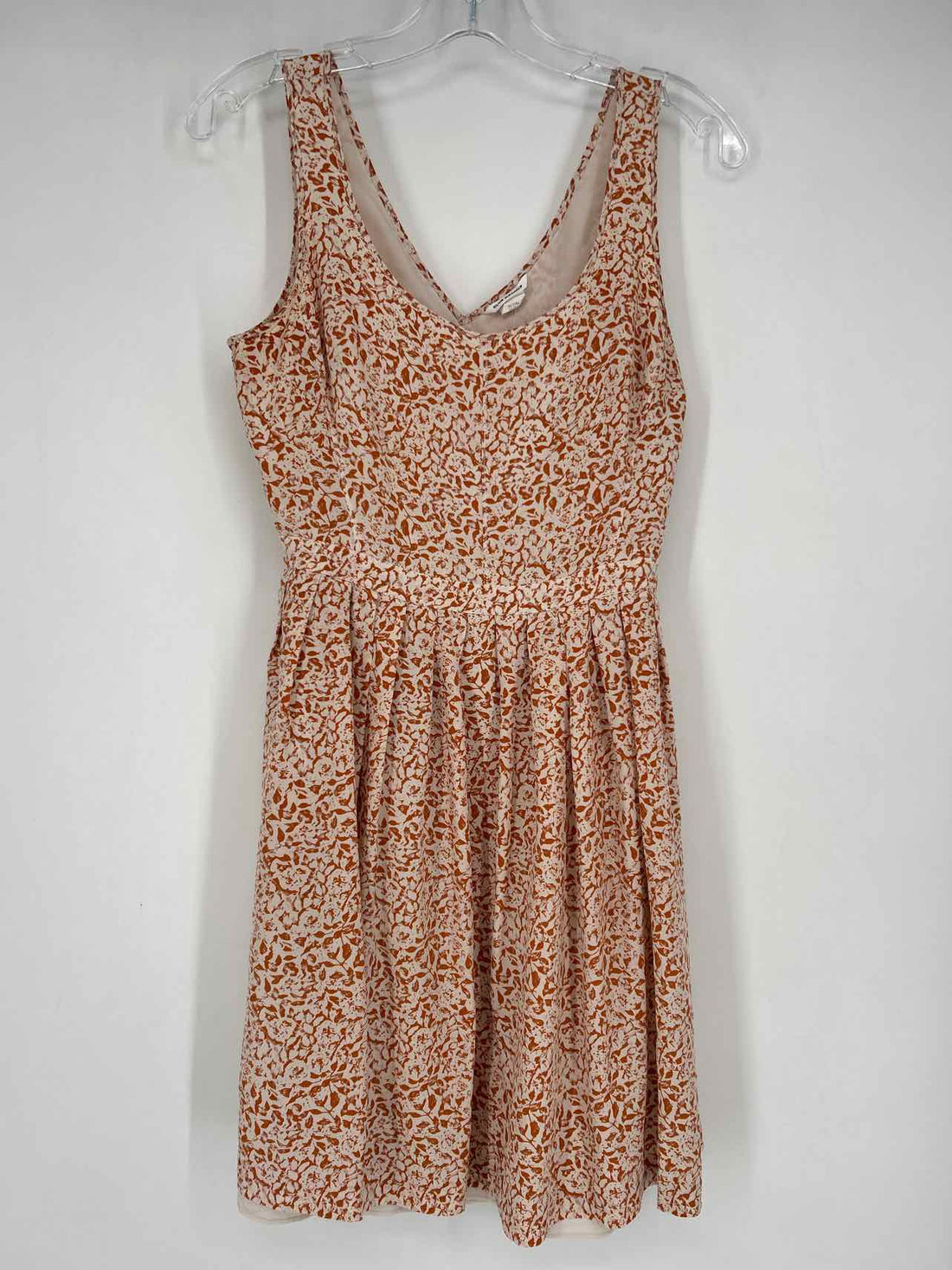 Club Monaco Size 8 Cream & Rust Print Silk Sleeveless Dress