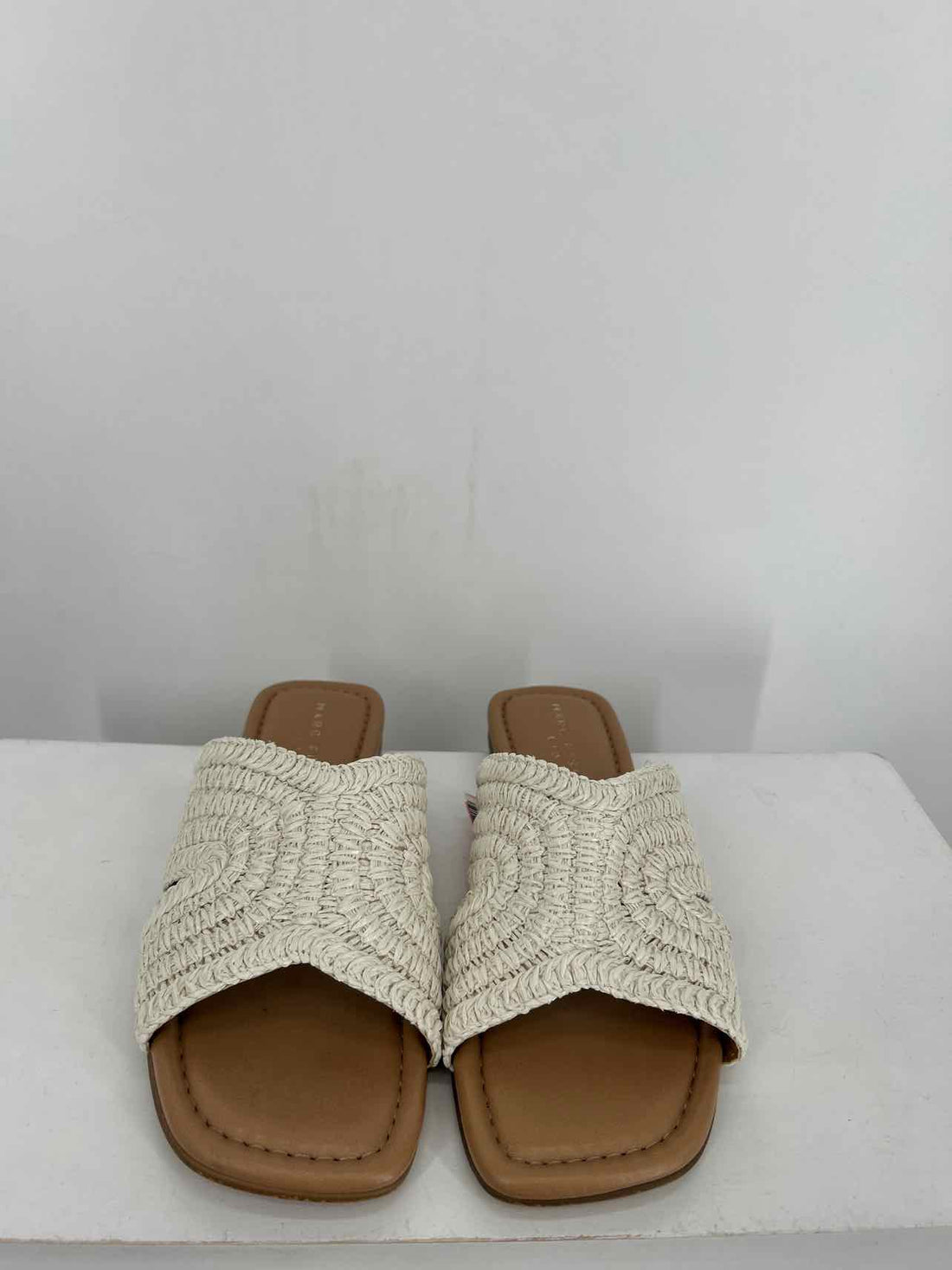 Marc Fisher Women Size 8.5 White Straw Sandals